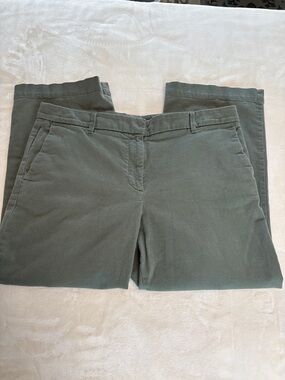 Women's ANN TAYLOR Olive Green Wide Leg Capri Pants - Size 12P